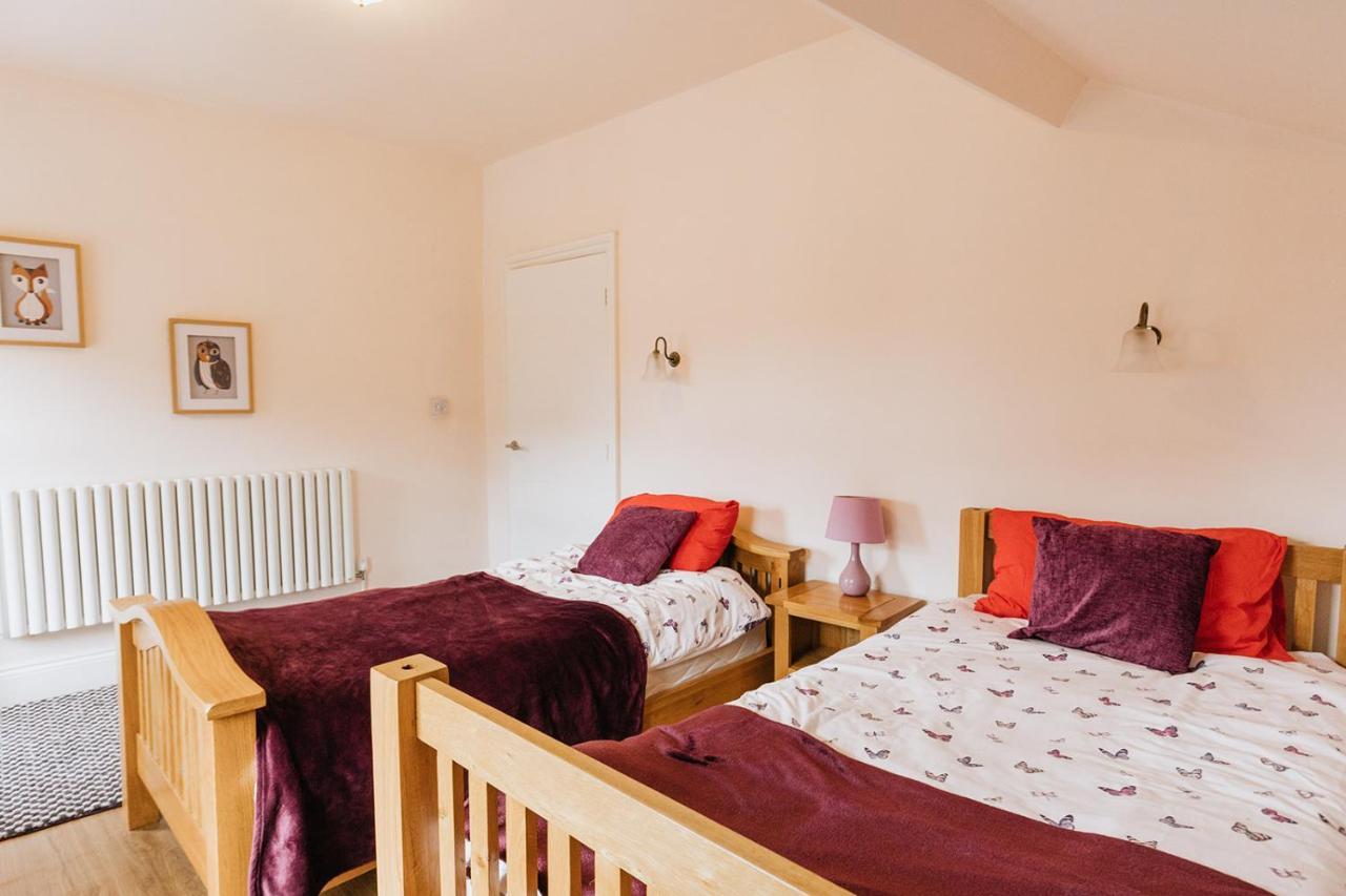 Barwick - Spacious 2 Bed With 2 Floors Located In Scarborough, Great For Family Trips! Apartment *