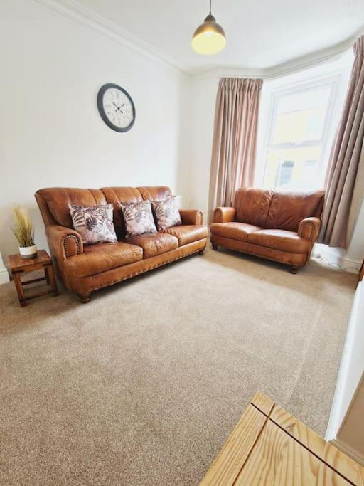Brand New In The Heart Of * Scarborough