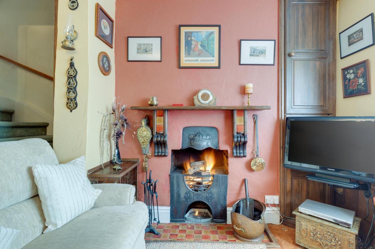 Charming Historical In Holiday home *