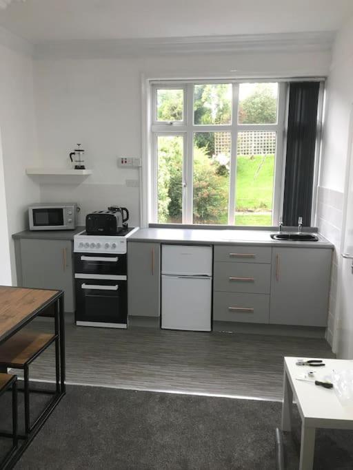 4 Avenue House Apartment
