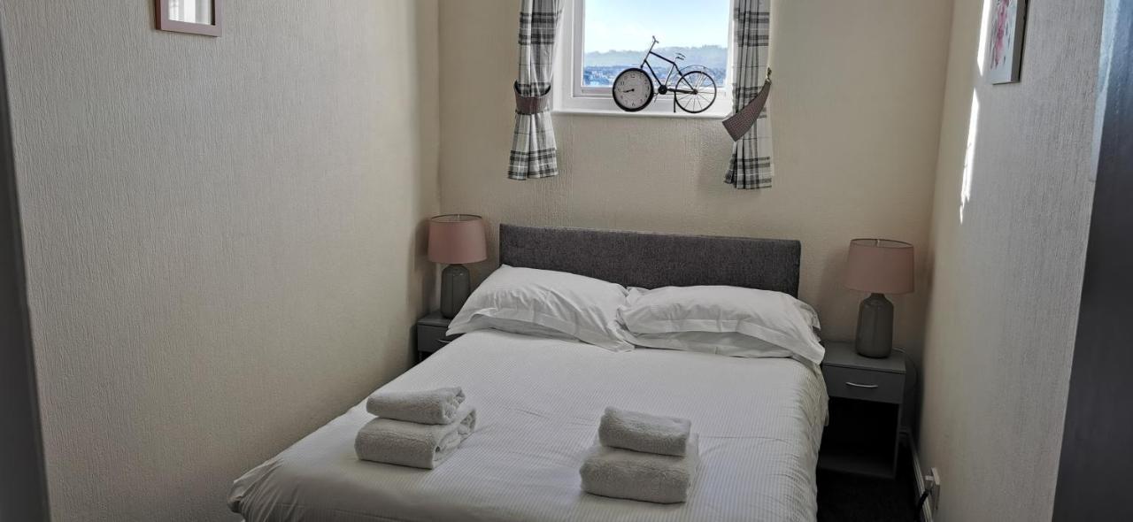Cricketers View Too - Flat 6 Apartment