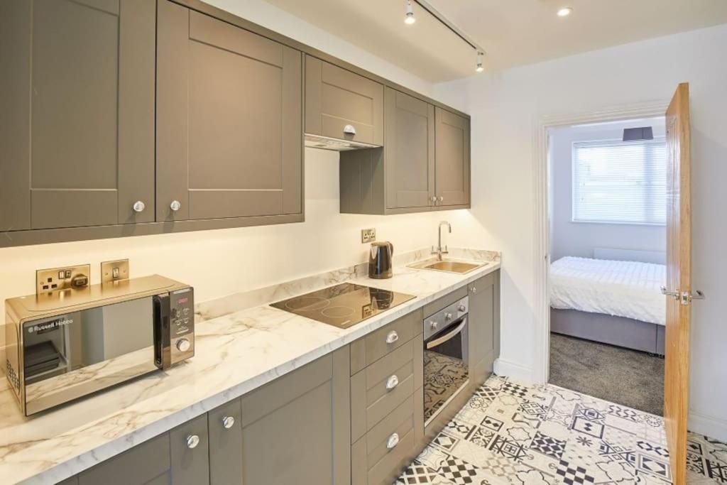 Apartment 1 - Queens Court Scarborough