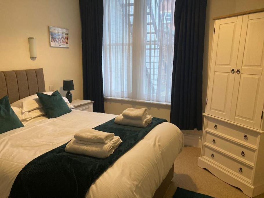 27 Princess Royal House - Ground Floor *