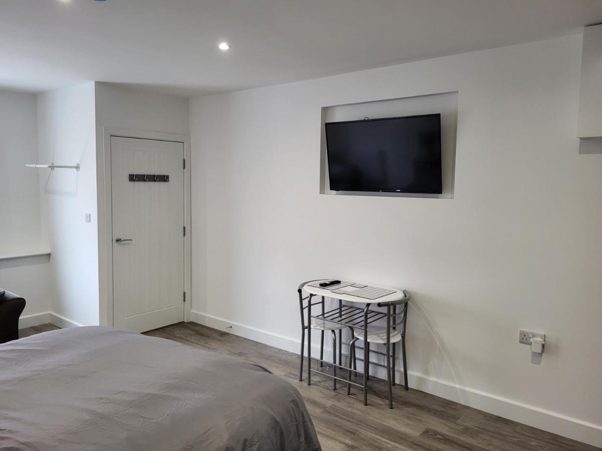 Apartment Sailors Den