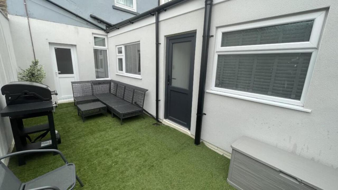 Apartment House Located Centrally For Up To 8 Guests