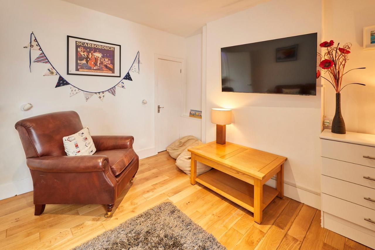 Host & - The Hideaway Holiday home