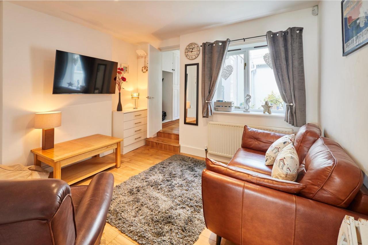 Host & - The Hideaway Holiday home