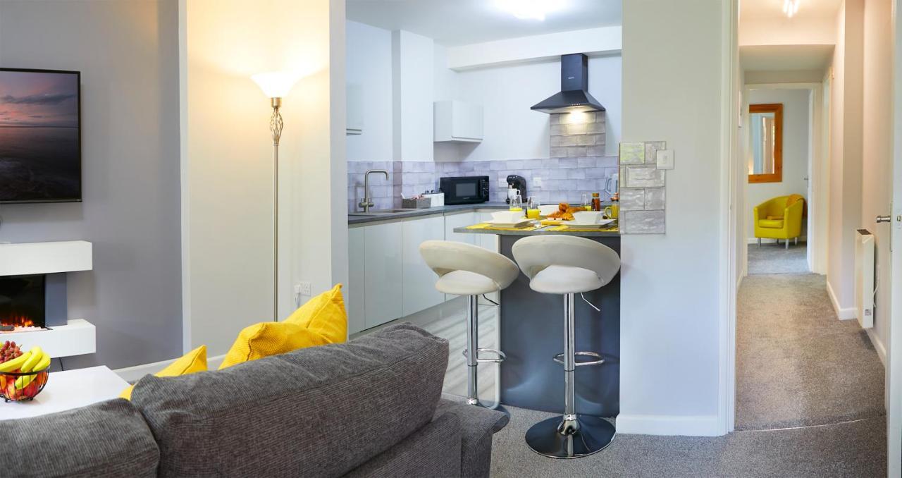 The Coach House Apartment, Dog Friendly With Patio Area, Yorkshire Coast Lets. Apartment