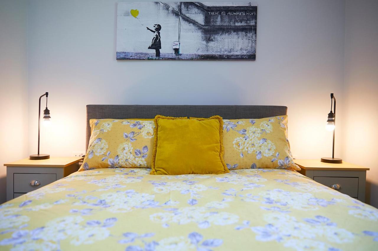 The Coach House Apartment, Dog Friendly With Patio Area, Yorkshire Coast Lets. Apartment Scarborough