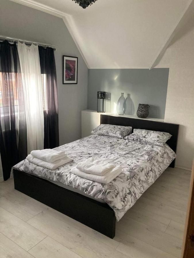 Holiday home Peasholm Luxury House