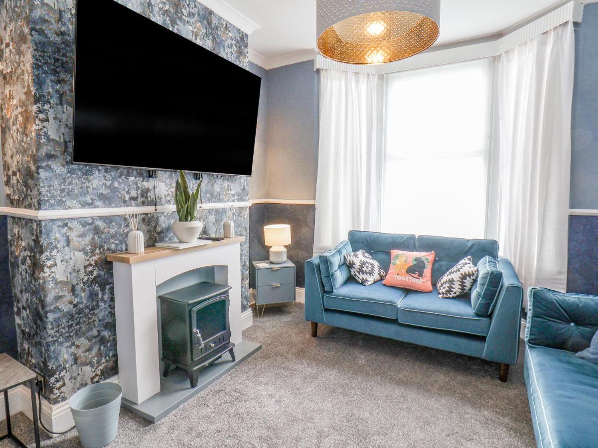 3 Auborough Street * Scarborough