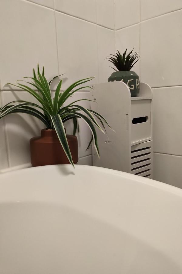 Apartment Oliver Wests Beautiful 2 Bedroom Sleeps 4 Scarborough