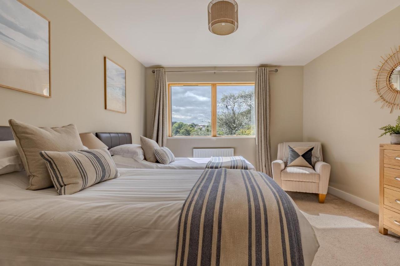 Apartment The Sands Sea Front *