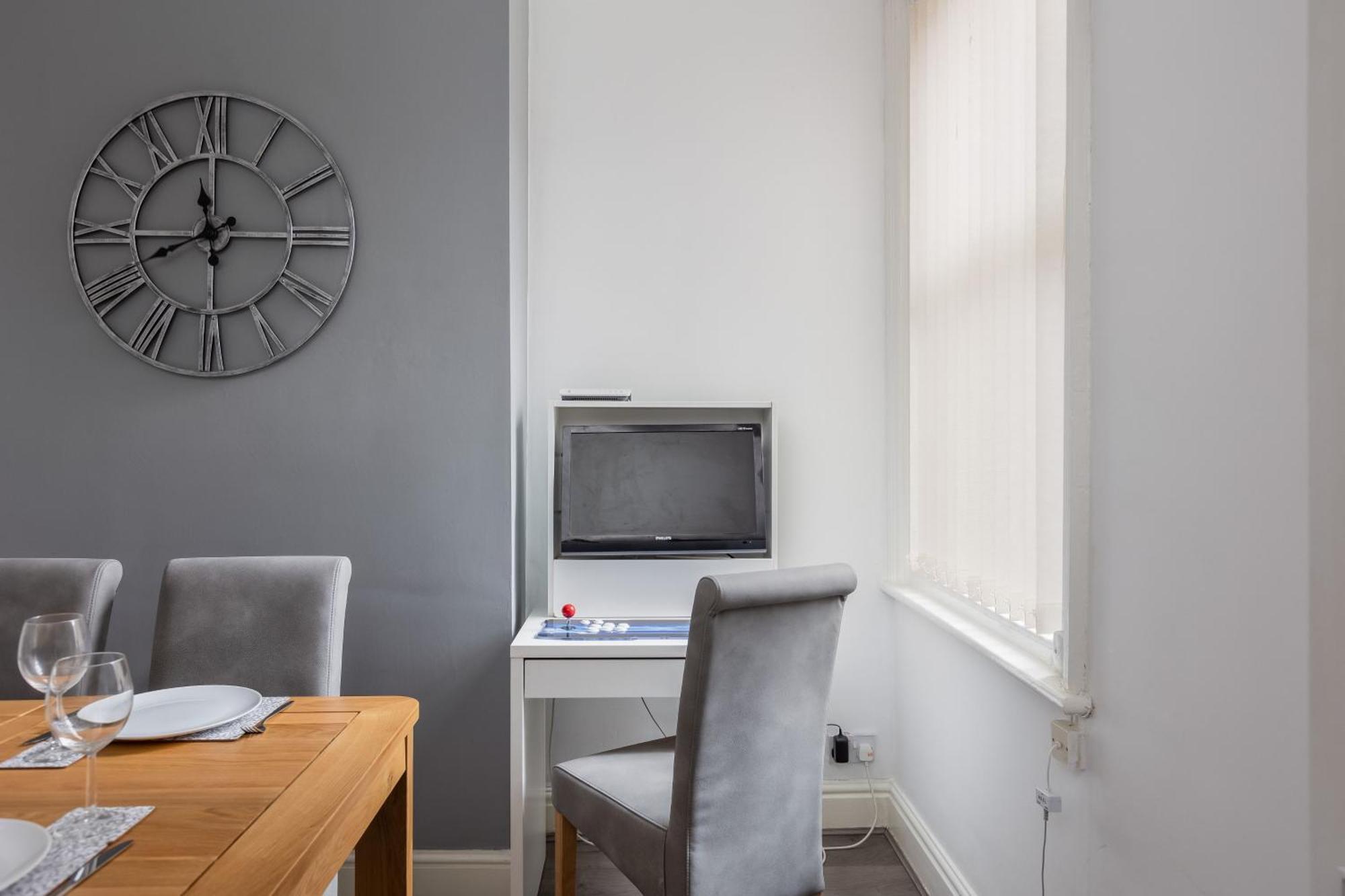 Holiday home Coastal Escape Close To North Bay- Pet Friendly *
