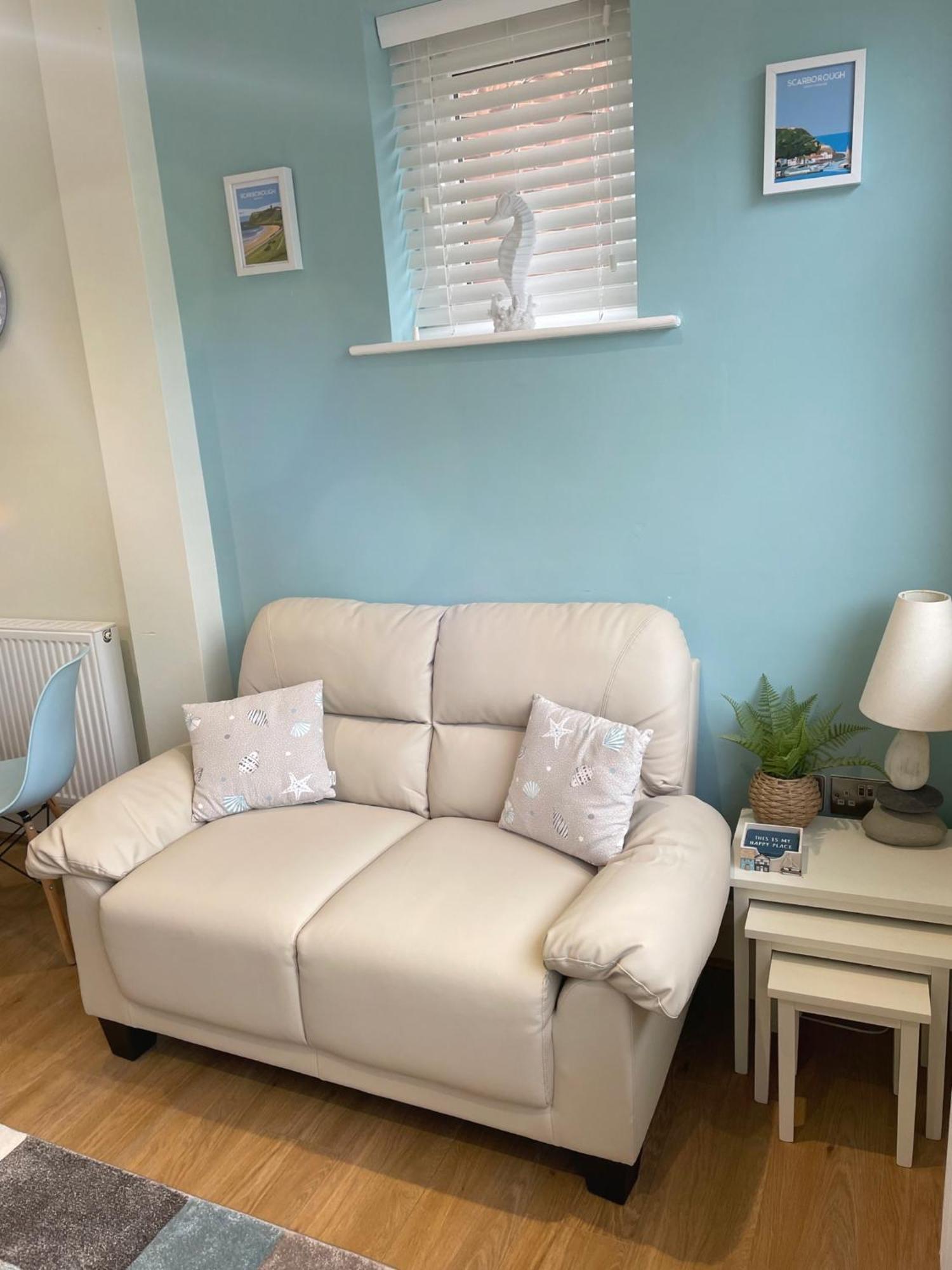 Apartment The Beachcomber, One Min From Harbour And Beach *