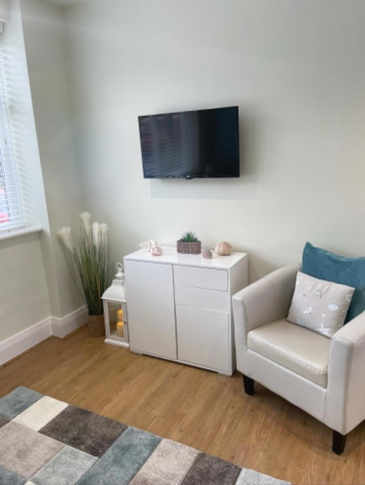 Apartment The Beachcomber, One Min From Harbour And Beach Scarborough