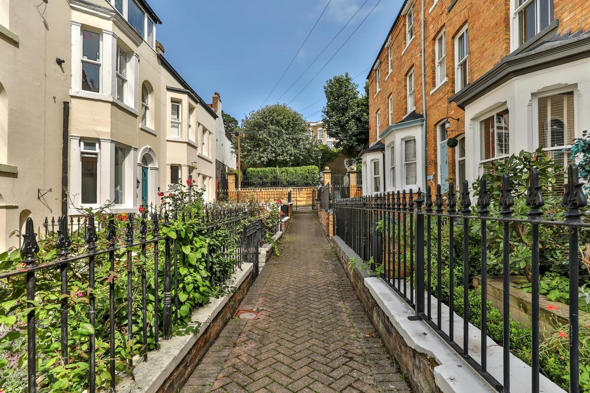 Holiday home Kitson House - Sea Views, 1 Min Walk To Harbour