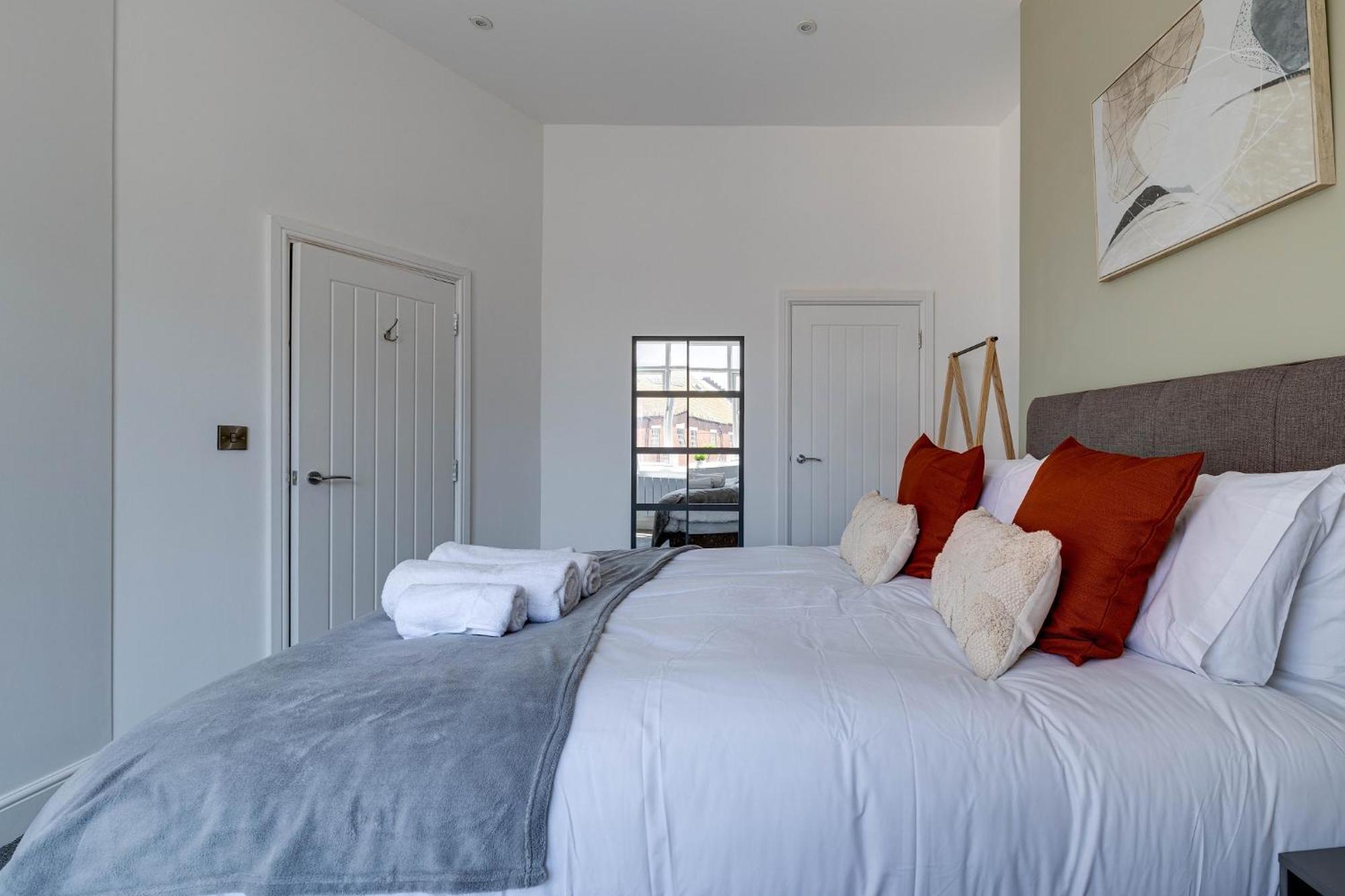 Apartment No 2 At Empire 39 *