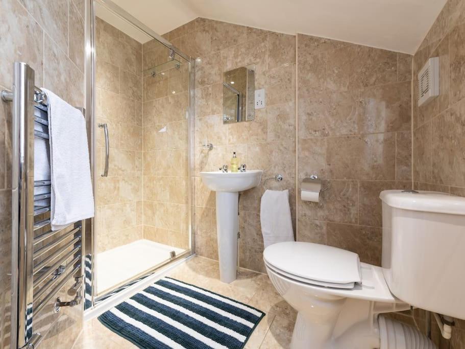 Huge 12 Bedroom Sleep 24 Luxury With 2 Hot Tubs