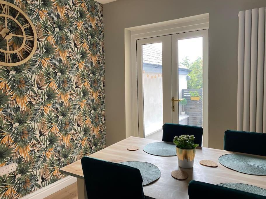 Holiday home Sea Biscuit Cottage, *