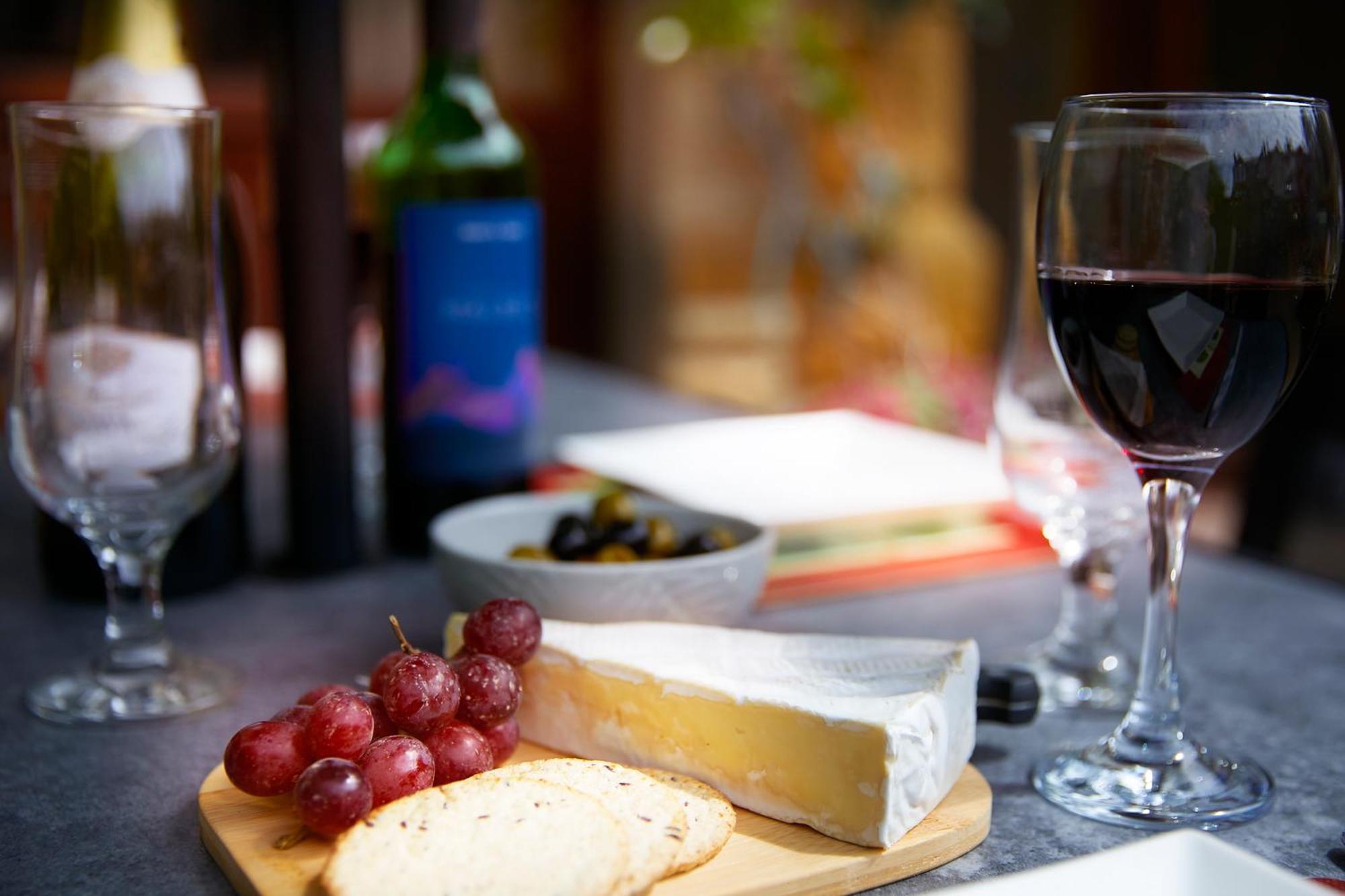 Apartment The Coach House Apartment, Dog Friendly With Patio Area, Yorkshire Coast Lets. *