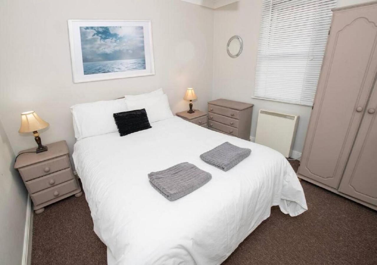 Apartment Cormorant - Beautiful 2 Bed With Sea Views Old Town *