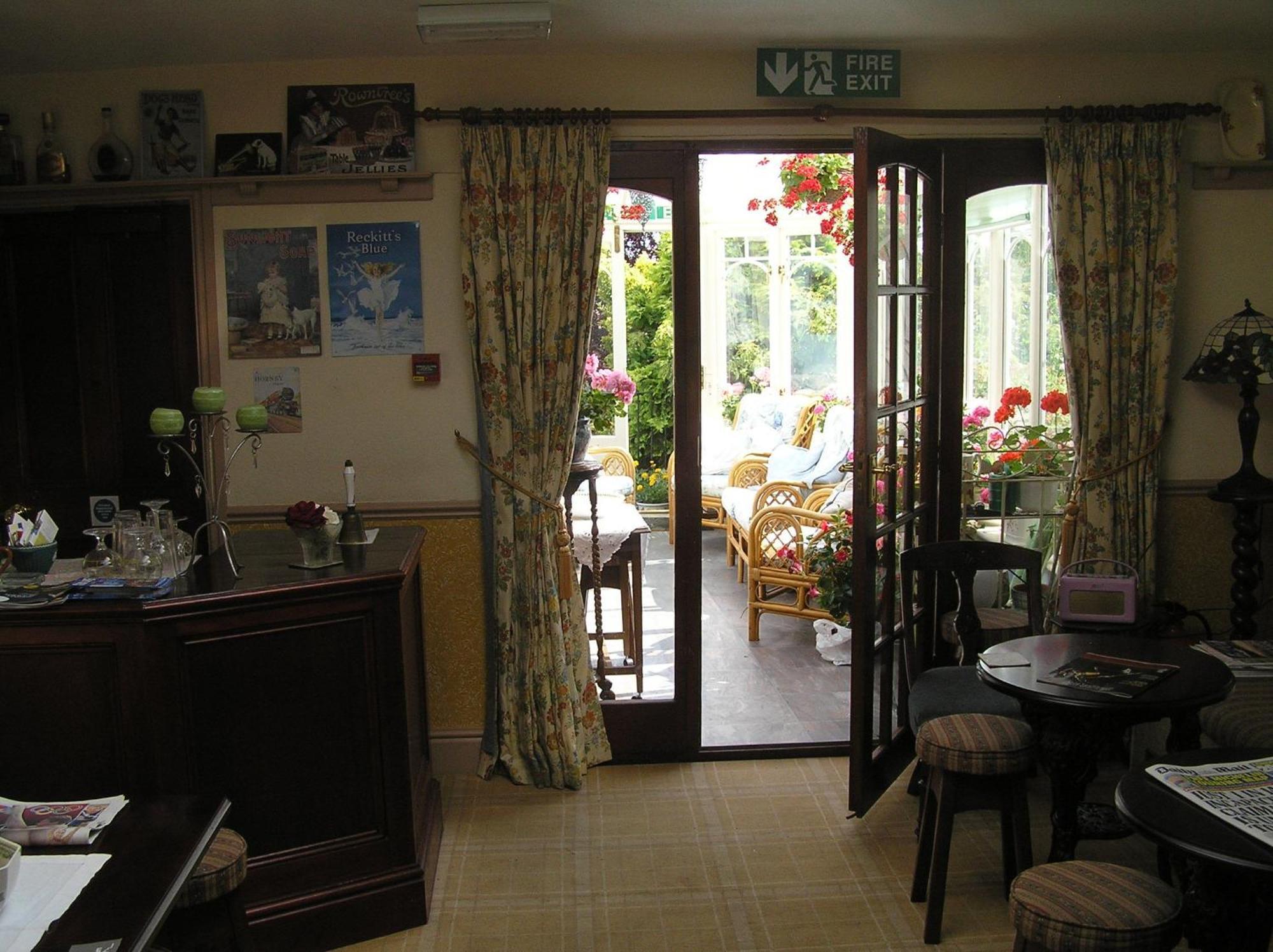 Guest house Tall Storeys
