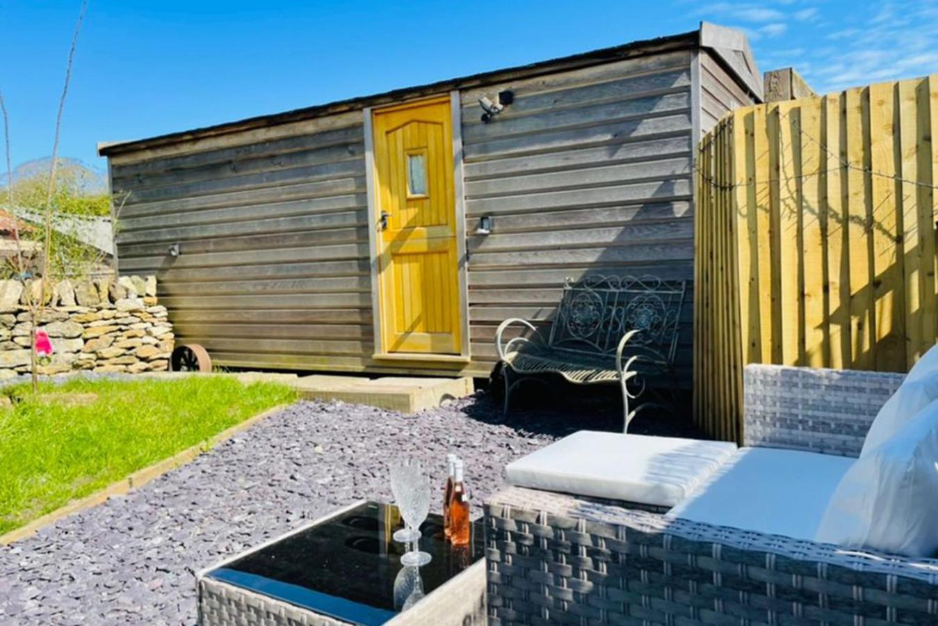 Apartment Shepherds Hut, West Ayton, Scarborough
