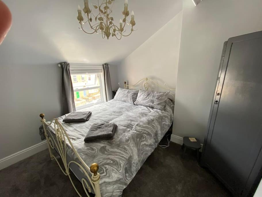 Vere House, 2, Spacious & Great Location Scarborough