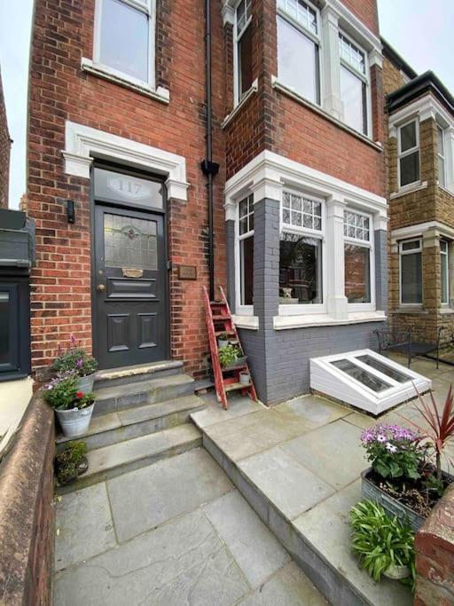 Vere House, 2, Spacious & Great Location