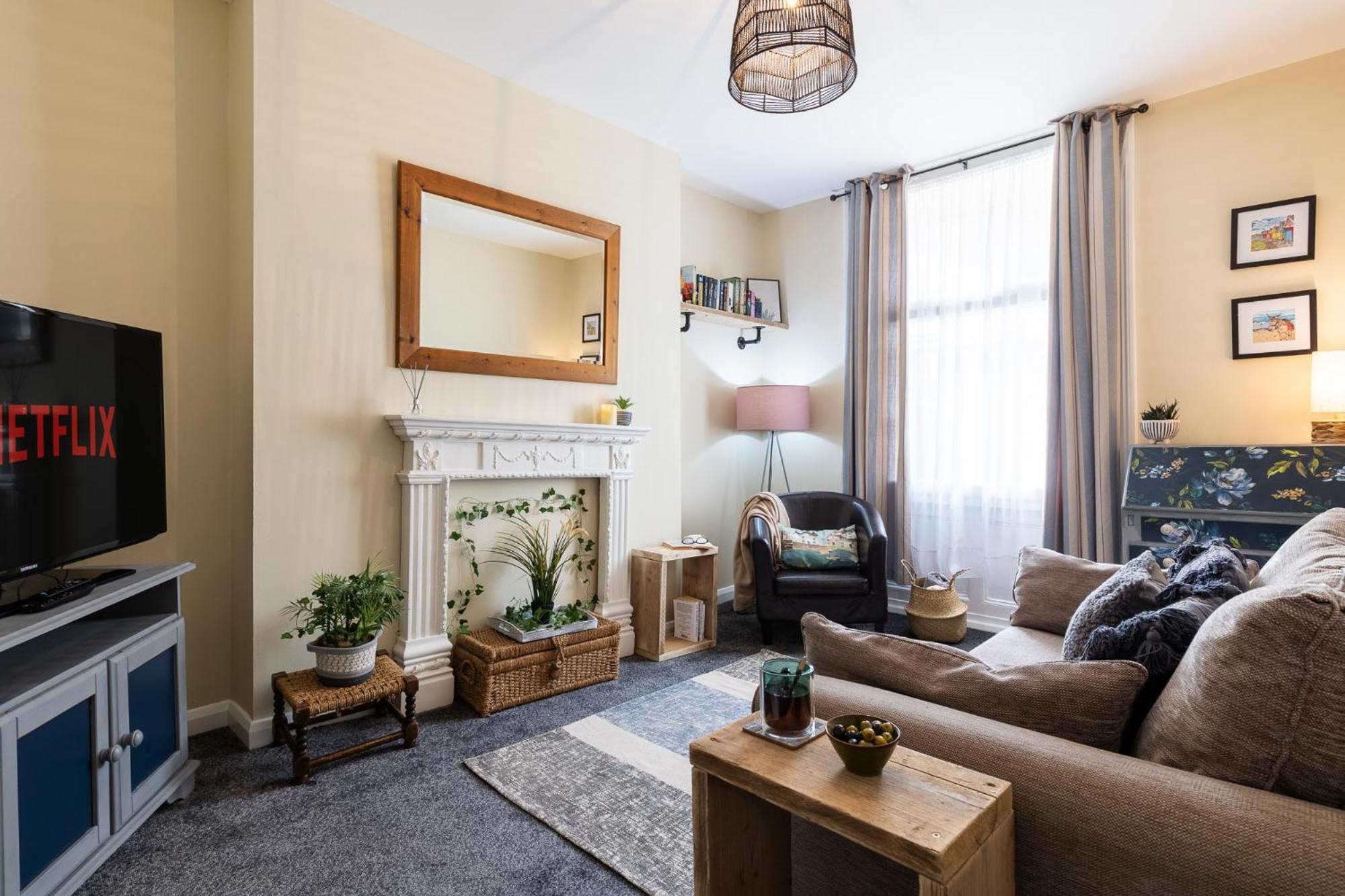 Castle Bay Apartment