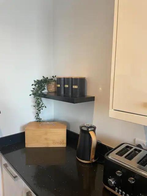Spectacular 2 Bedroom Balcony Sea View Flat Scarborough