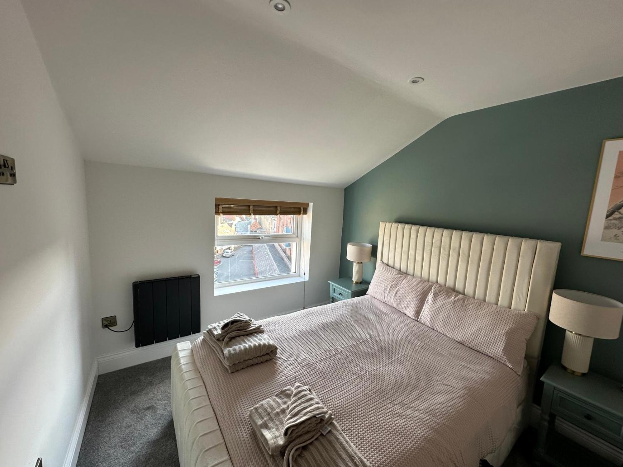 New Stylish One Bedroom Apartment Scarborough