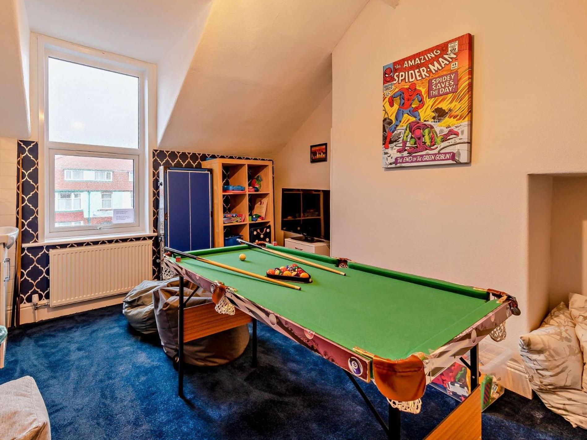Holiday home 5 Bed In 93438