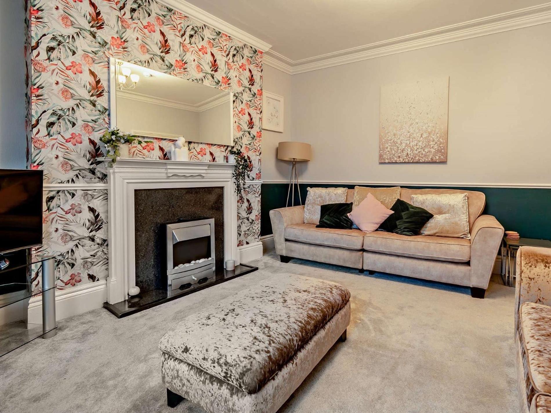 5 Bed In 93438 Scarborough
