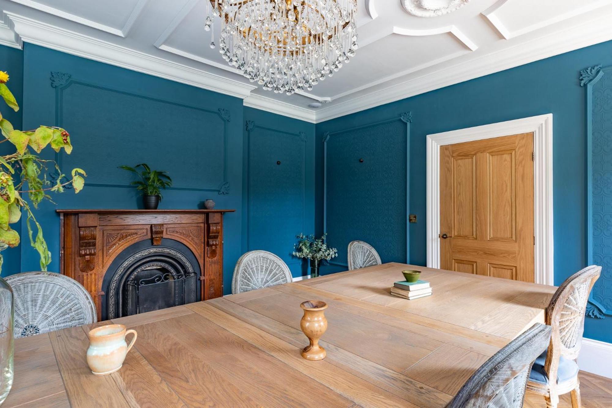 Killerby Old Hall With Hot Tub And Swimming Pool Holiday home *