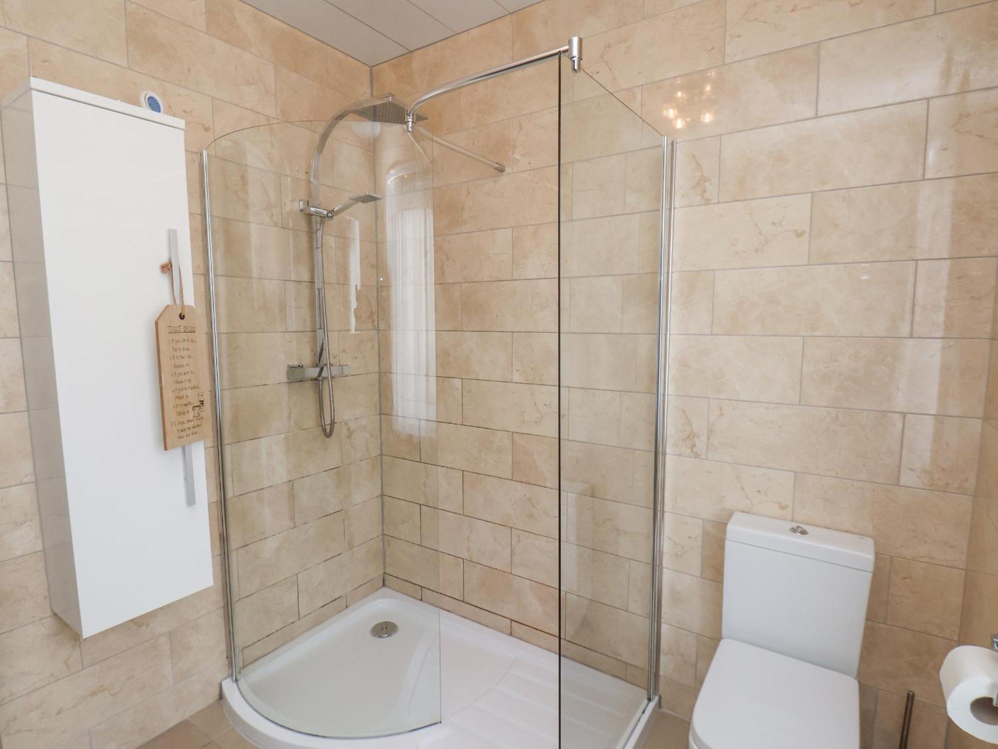 32 Ashville Avenue *