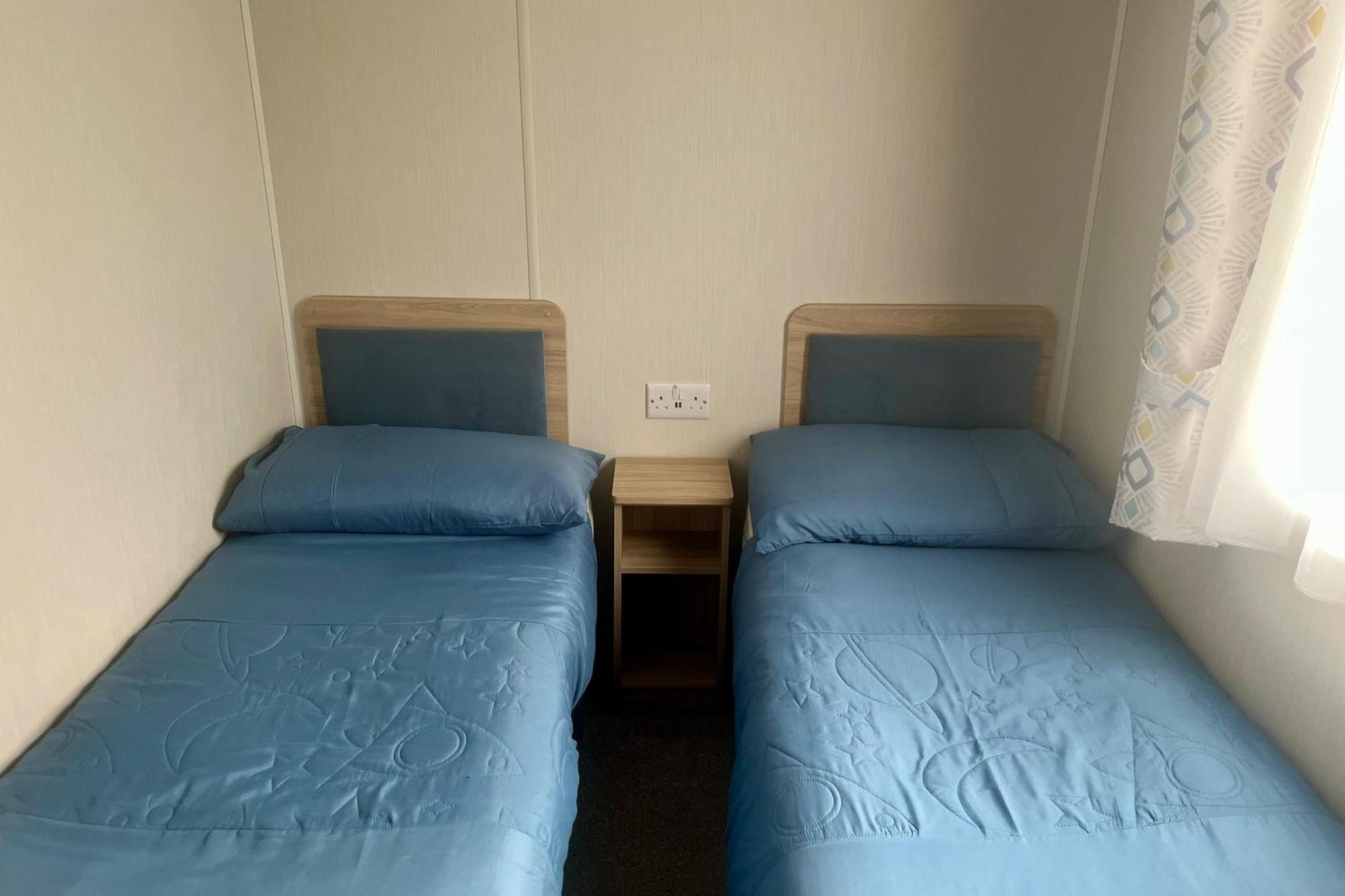 Surfside Bliss - Cayton Bay Park Caravan Apartment *