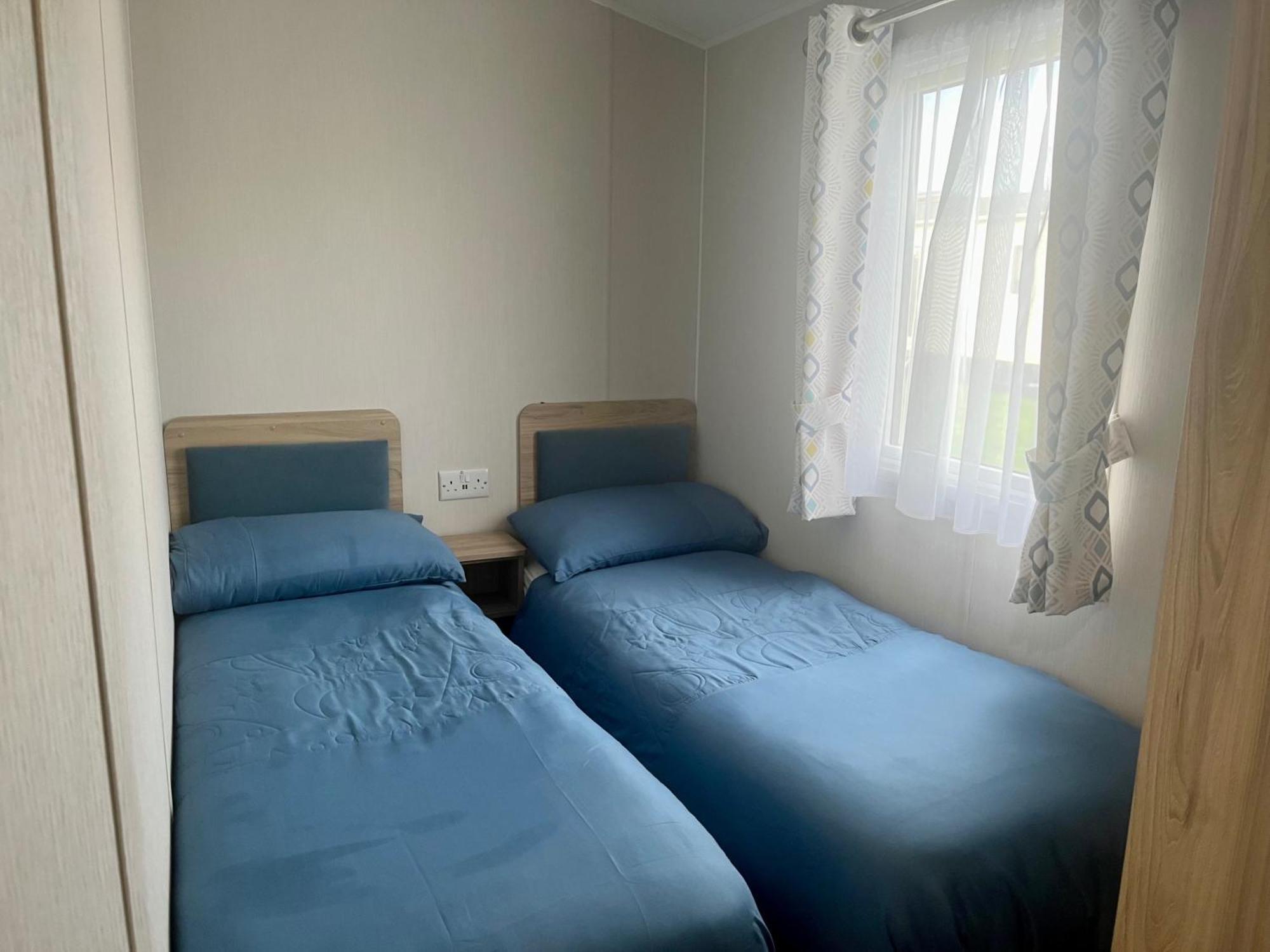 Surfside Bliss - Cayton Bay Park Caravan Apartment