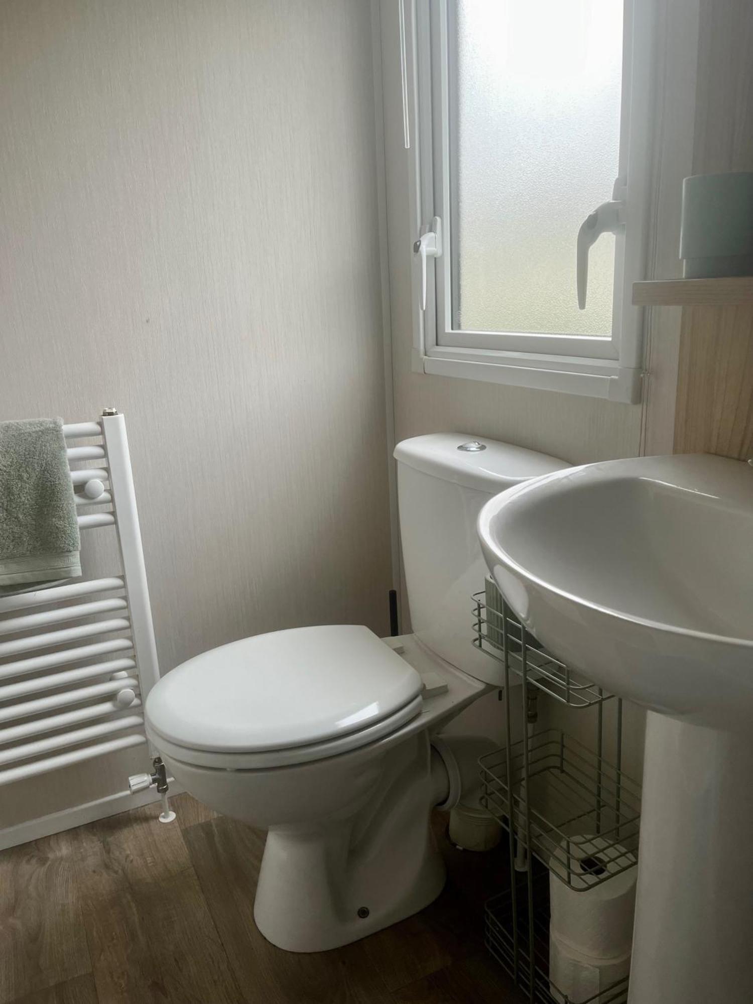 Surfside Bliss - Cayton Bay Park Caravan Apartment