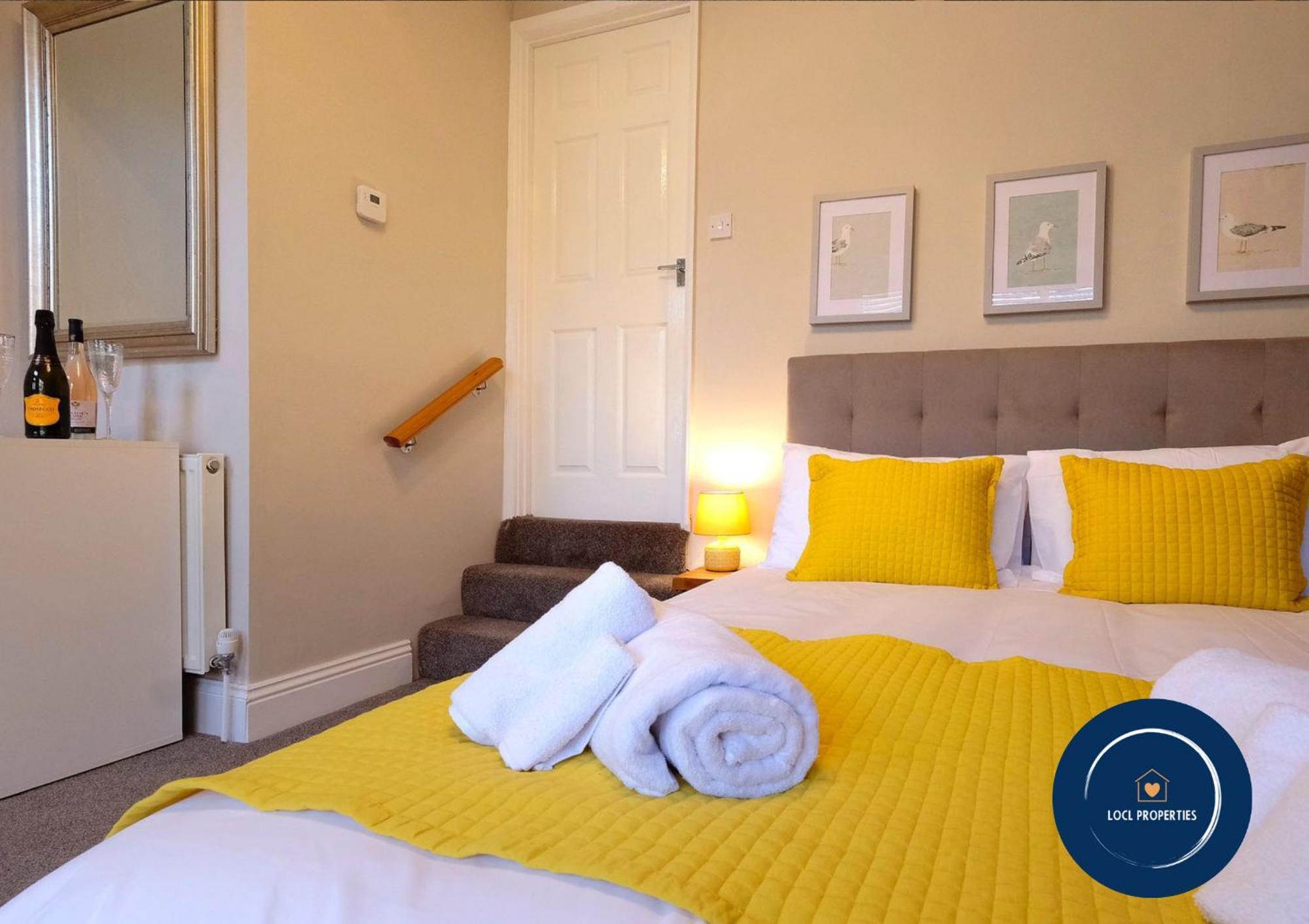 North Bay Cabin 1 Bedroom Near The Beach Scarborough