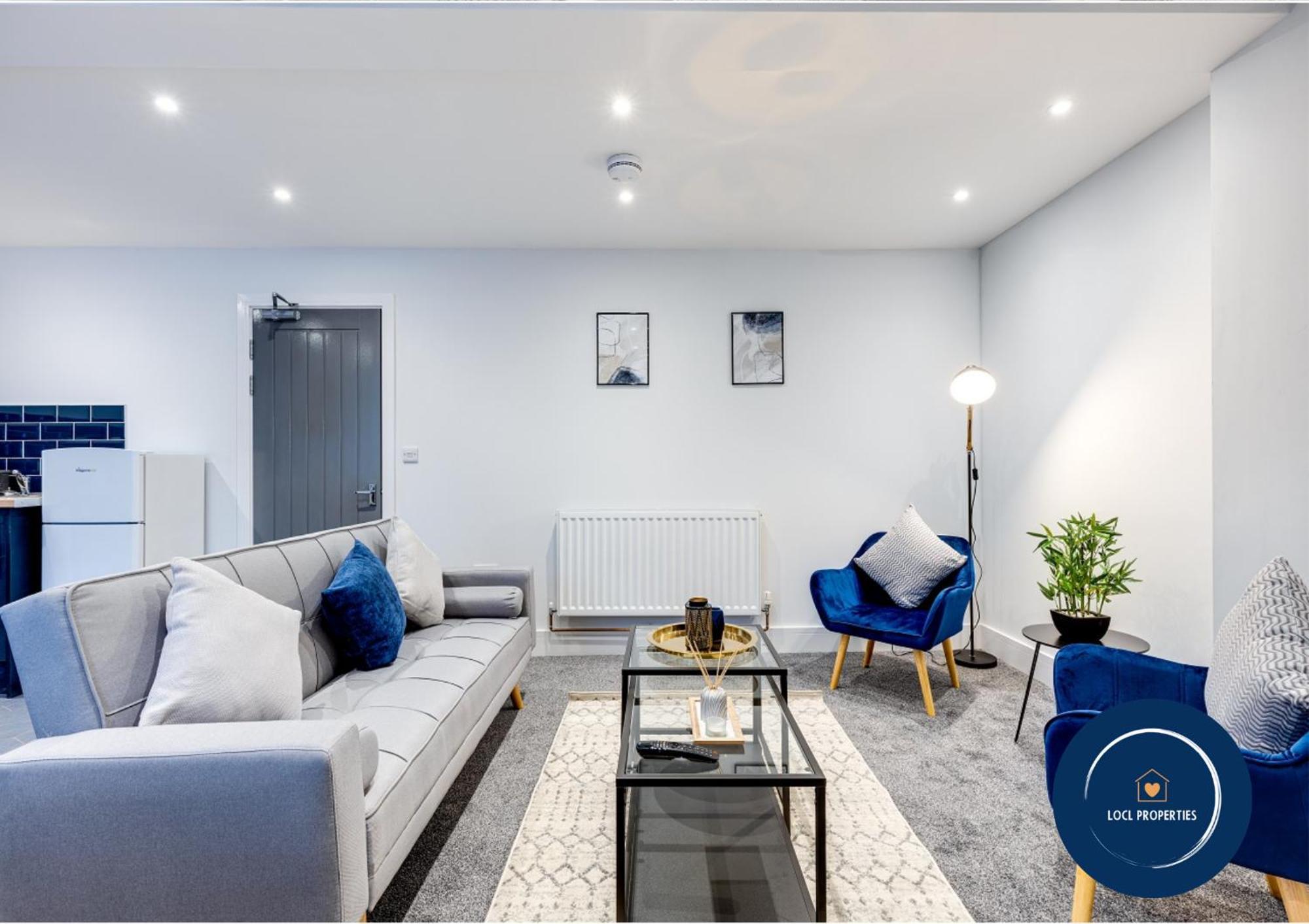 Apartment Raglan 3 - Central With Free Parking *