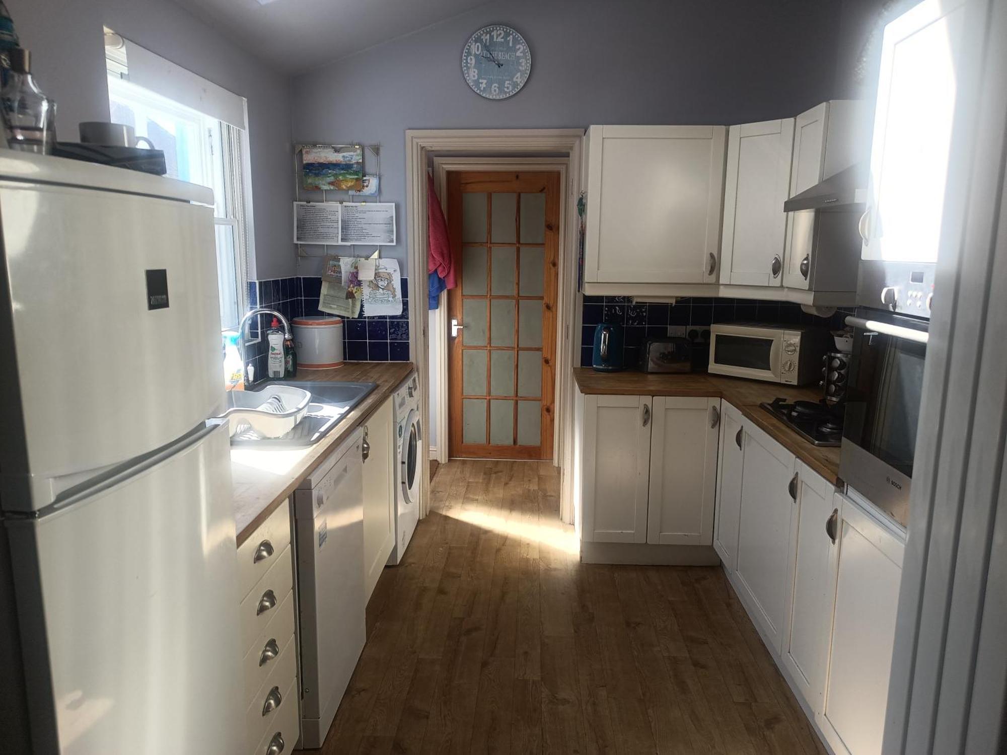 The Blue House - 3 Bed House With Parking Holiday home