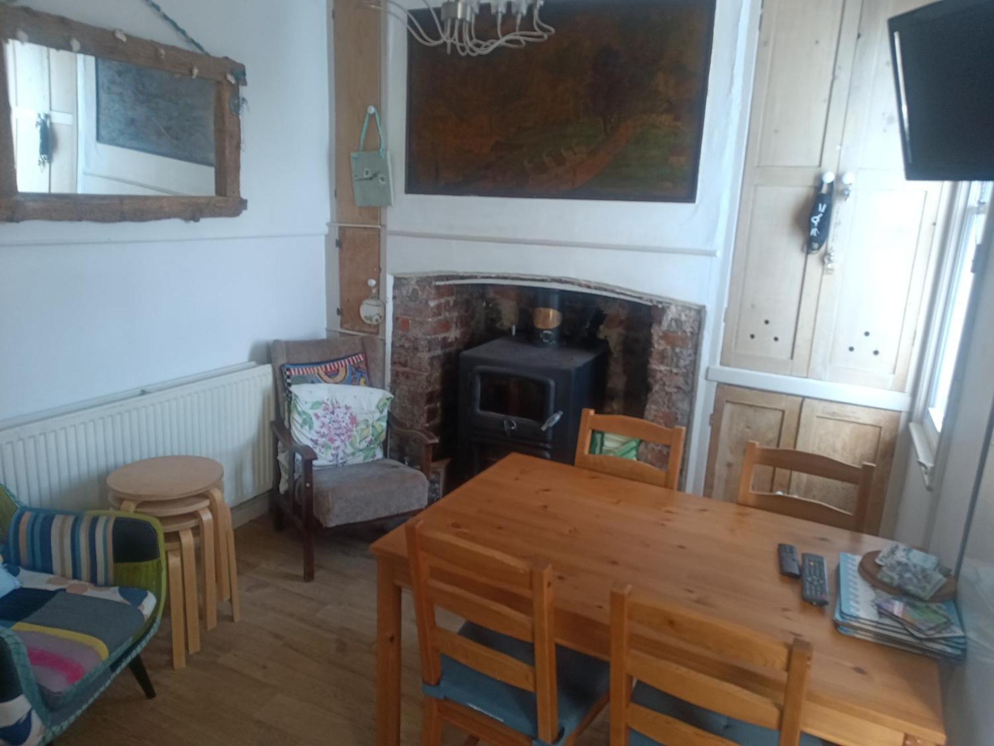 Holiday home The Blue House - 3 Bed House With Parking