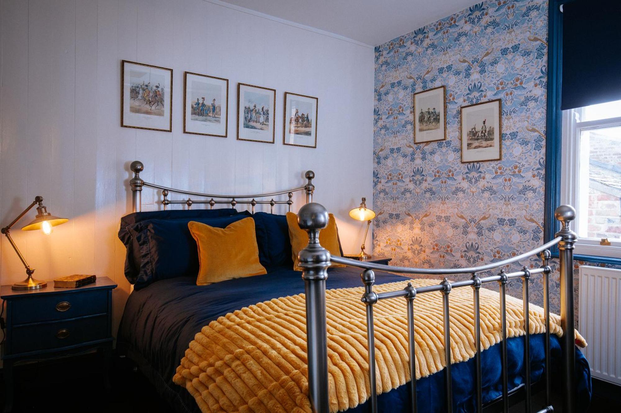 Bronte's Rest - Detached Elegant In Historic Old Town With Garden Scarborough