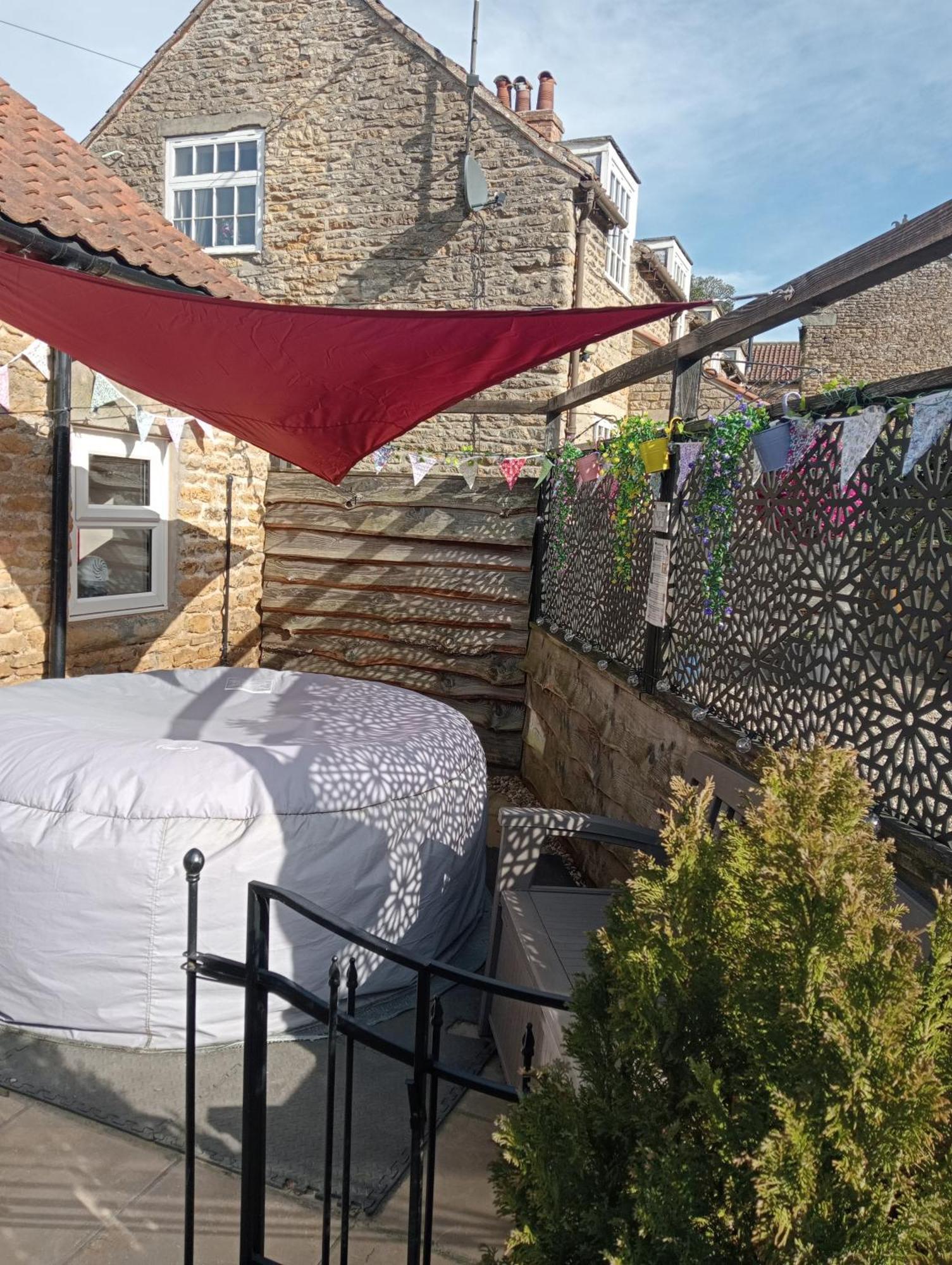 Holiday home Larch Ruston Dog Friendly With Hot Tub Scarborough