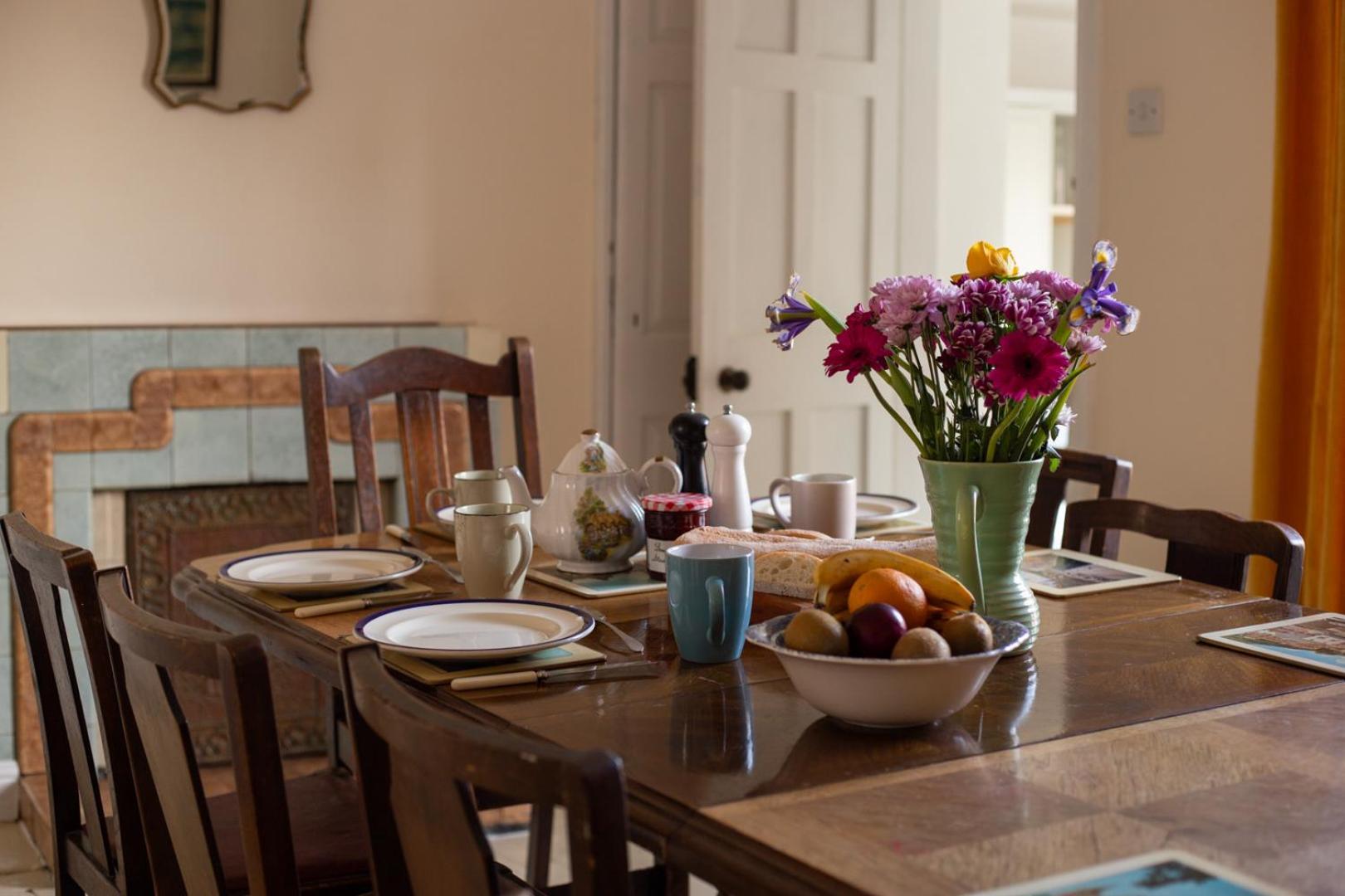 Holiday home Half Moon House - Timeless Charm With Sea Views