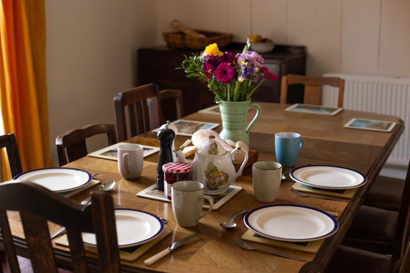 Holiday home Half Moon House - Timeless Charm With Sea Views *