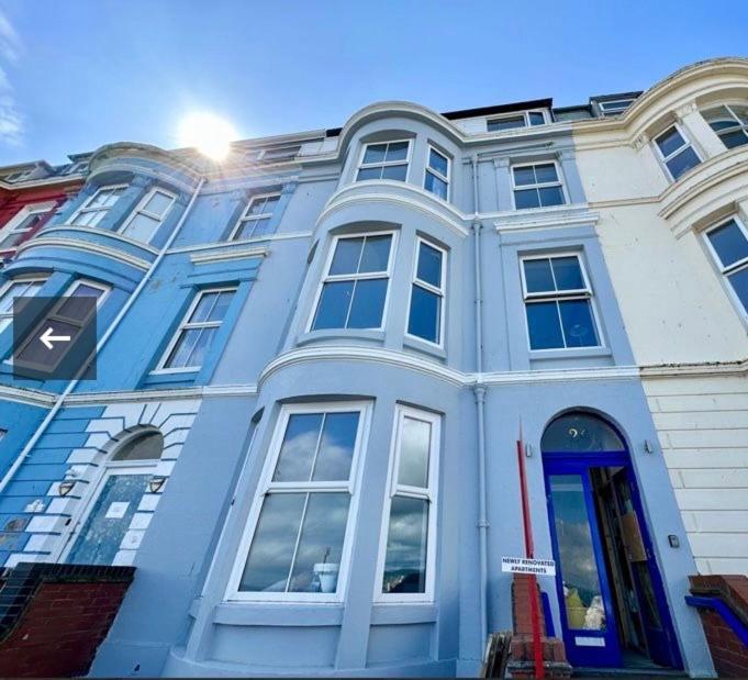 Sea Front Hideaway Apartment *