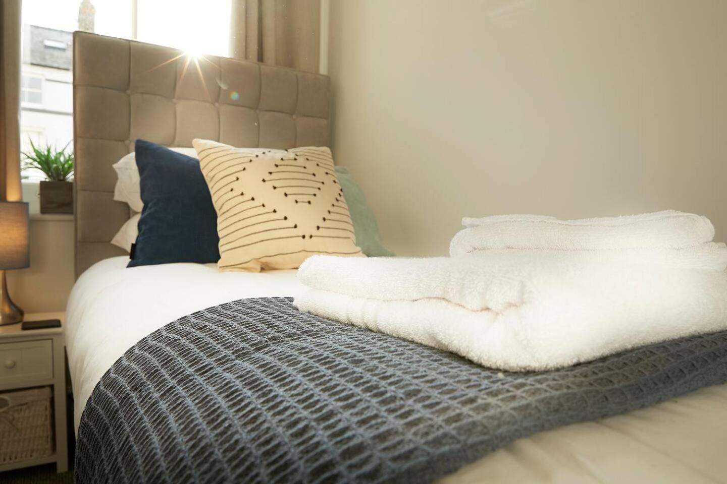 Sea View Serenity Breath Taking Sea View Sleeps 4